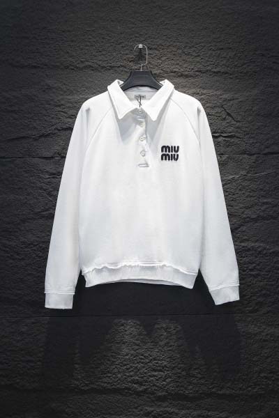 2025年2月13日新商品「miumiu」のパーカー HS工...