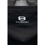 2025年2月13日新品Balenciagaファスナー付きフード付きパーカー HS工場
