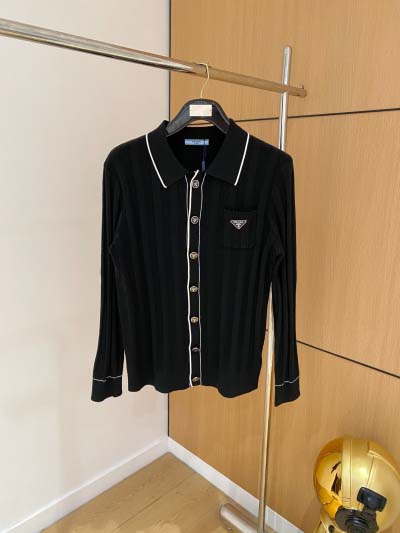 2025年2月15日新作PRADAカーディガンジャケット  ...