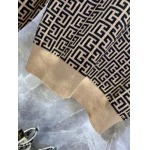 2025年2月15日新作ヴェルサーチェセーター   dtai 工場