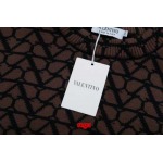 2025年2月18日高品質新品valentinoニット/セーター  regu工場