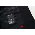 2025年2月18日高品質新品PRADAジャケット  regu工場