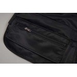 2025年2月20日高品質新品 PRADAベスト  FF工場