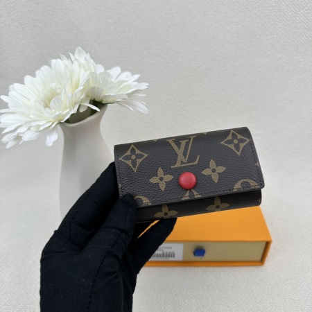 2025年2月24日早春新品M62630  SIZE:10....