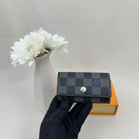 2025年2月24日早春新品M62630  SIZE:10....