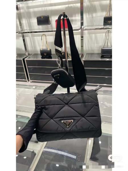 2025年2月26日新品PRADAバッグ zy工場25*18...