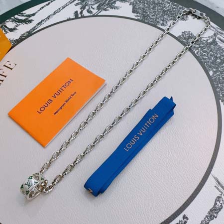 2025年3月9日入荷新品Louis Vuittonネックレスギフト/誕生日/記念品/アクセサリーxin工場