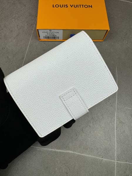 2025年3月17日新品財布M12408 Louis Vuitton zy工場