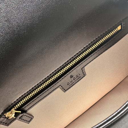 2025年3月17日新品 バッグGucci  815715  26x16x8cm   zy工場