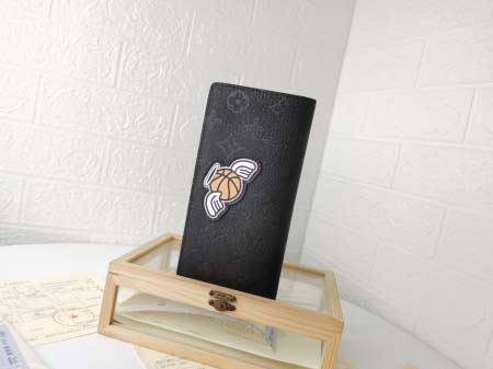 2025年3月17日新作財布Louis Vuittonm8061610 x 19 x 2 cm zy工場