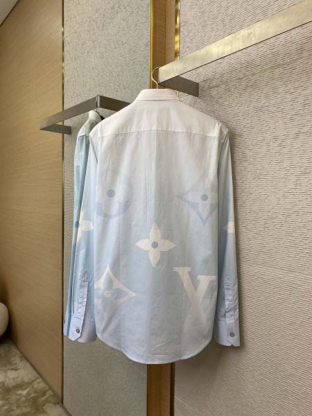 2025年3月19日高品質新作Louis Vuitton長袖のシャツHoHo工場