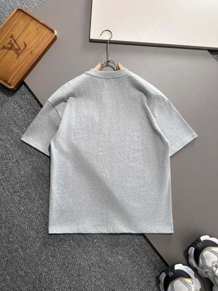 2025年3月19日高品質新作loewe半袖Tシャツ HoHo工場