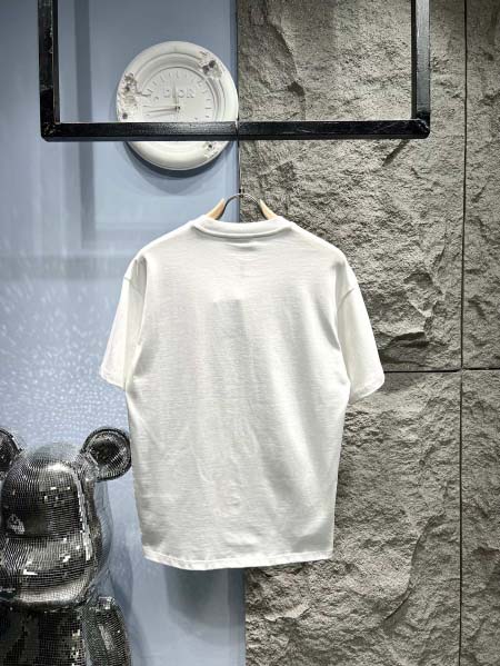 2025年3月19日高品質新作Prada半袖Tシャツ HoHo工場