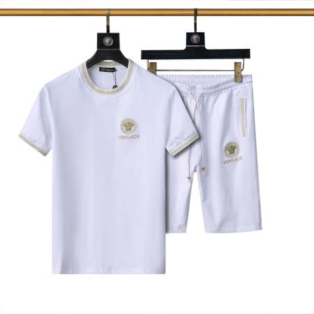 2025年3月25日入荷春夏新作Versace半袖 セット上下shun工場