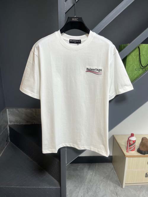 2025年3月26日入荷春夏高品質新作Balenciaga半袖 tシャツTF工場