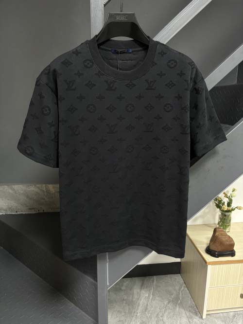 2025年3月27日入荷春夏高品質新作Louis Vuitton半袖 tシャツTF工場