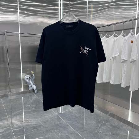 2025年3月1日春夏高品質新品ARCTERYX半袖 tシャ...