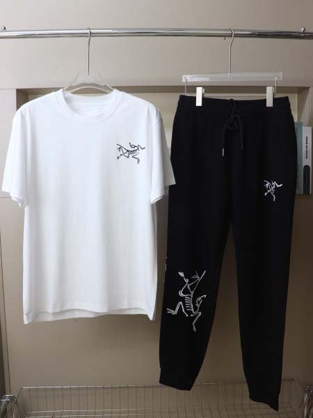 2025年3月7日新品ARCTERYX上下セット  HAOK...