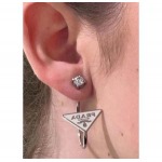 2025年3月7日入荷新品PRADAピアスギフト/誕生日/記念品/xin工場