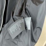 2025年3月12日秋冬高品質復刻新品Pradaジャケットqishang工場