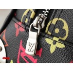 2025年3月16日 ルイヴィトン新品 M13084  Handbag East West  x   Monogram  LV x TM 27.0 x 14.0 x 10.0