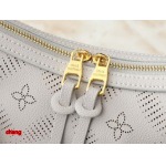 2025年3月16日 ルイヴィトン新品 M13157 M24255 M24114   Hand It All  Bloom   Monogram 29.0 x 18.0 x 13.0