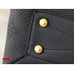 2025年3月16日 ルイヴィトン新品 M13157 M24255 M24114   Hand It All  Bloom   Monogram 29.0 x 18.0 x 13.0