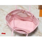 2025年3月16日 ルイヴィトン新品M14210   Neverfull   Monogram   ； 31.0 x 28.0 x 14.0