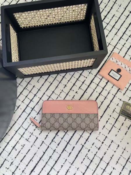 2025年3月17日新品財布GUCCI 456117  PV...