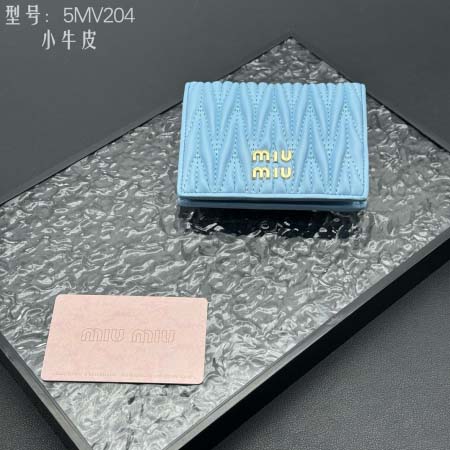 2025年3月17日新品財布Miumiu  pocket 8...