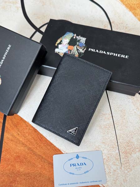 2025年3月17日新品財布PRADA  2MV017 9....