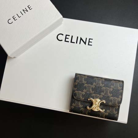 2025年3月17日新品財布 Celine TRIOMPHE...
