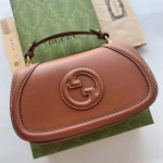 2025年3月17日新品バッグ Gucci 815714 27x17x7cm  zy工場