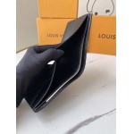 2025年3月17日新作財布Louis Vuittonm80520   SIZE:11 x 8.5 x 2 cm。 zy工場
