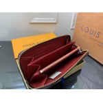 2025年3月17日新作財布Louis VuittonM80857 M60017  SIZE: 19x 12.5x 3.0cm  zy工場