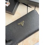 2025年3月17日新作prada 財布   SIZE:19 cmX12cm zy工場