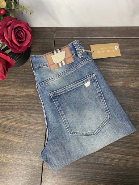 2025年3月21日春夏新作burberryジーパン luo...