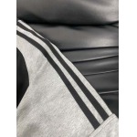 2025年3月24日入荷春夏新作Balenciaga半袖Tシャツ kar工場