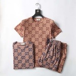2025年3月25日入荷春夏新作Gucci半袖 セット上下shun工場