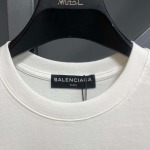 2025年3月26日入荷春夏高品質新作Balenciaga半袖 tシャツTF工場