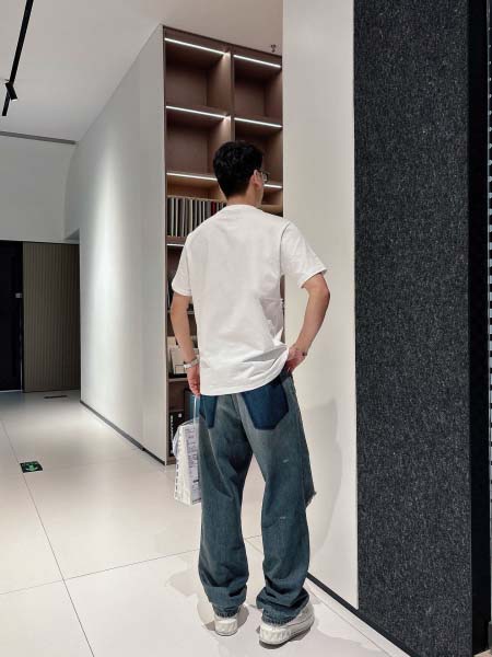 2025年4月3日入荷新作Gucci半袖 Tシャツ高級品/LD工場