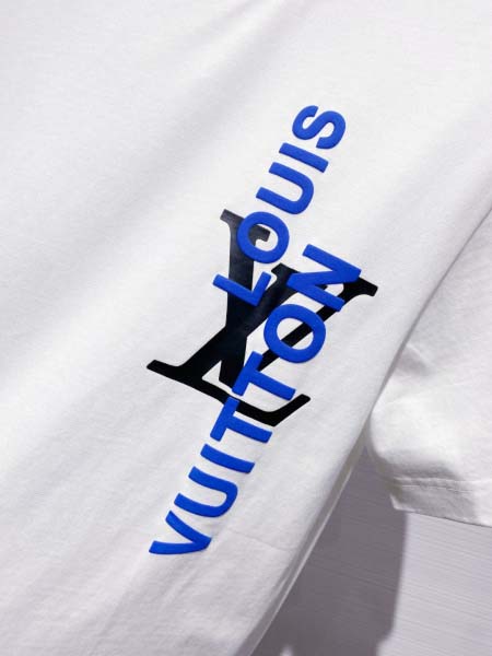 2025年4月3日入荷新作Louis Vuitton半袖 Tシャツ高級品/LD工場