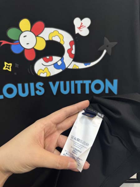 2025年4月6日入荷新作Louis Vuitton半袖 Tシャツ高級品/LD工場
