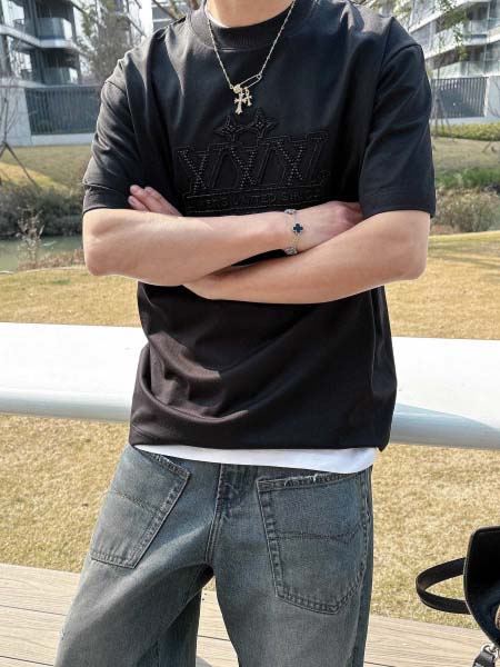 2025年4月6日入荷新作Louis Vuitton半袖 Tシャツ高級品/LD工場