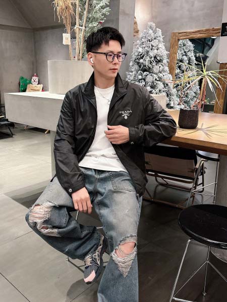 2025年4月8日入荷新作Pradaジャケット高級品/LD工場