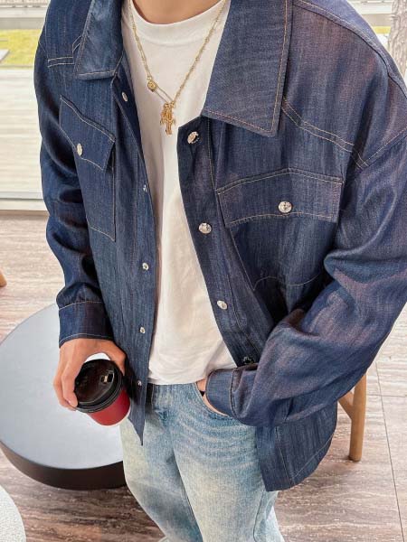 2025年4月8日入荷新作Pradaジャケット高級品/LD工場