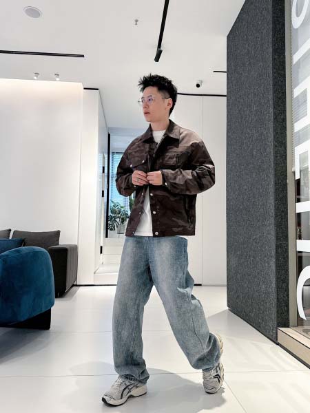 2025年4月8日入荷新作Pradaジャケット高級品/LD工場