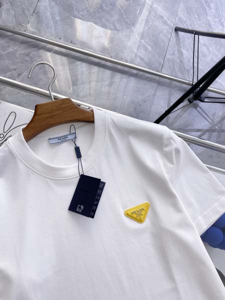 2025年4月8日入荷新作Prada半袖 Tシャツ高級品/LD工場