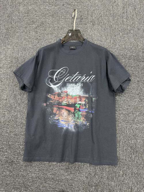 2025年4月23日入荷新作BALENCIAGA半袖Tシャツ 原版复刻高級品超厳選★入手困難/誕生日プレゼント/yinx工場