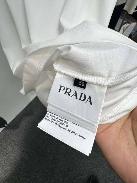 2025年4月25日入荷新作Louis Vuitton半袖Tシャツ 原版复刻高級品香港の会社超厳選★入手困難/誕生日プレゼント/yinx工場